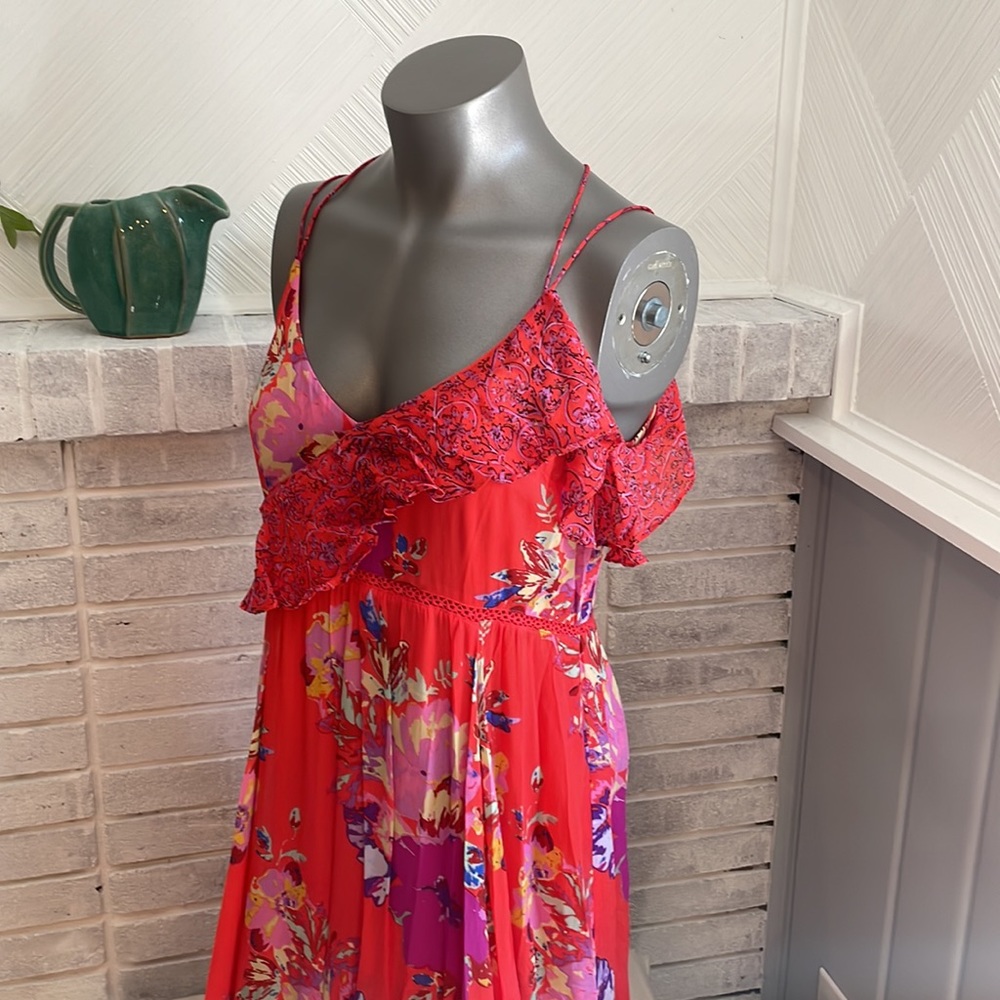 Maeve Grecia Ruffle Midi Dress - Picture 4 of 10